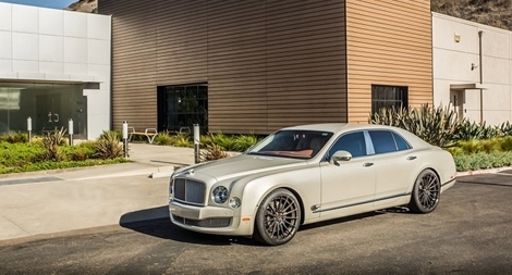 Những mẫu xe sở hữu động cơ “khủng” nhất 2016