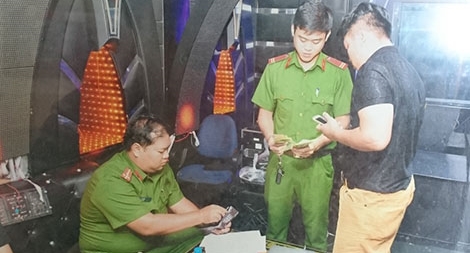 Trinh sát bật mí dùng “nam nhân kế” săn trùm ma túy