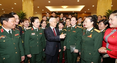 Tổng Bí thư Nguyễn Phú Trọng gặp mặt đại biểu phụ nữ Quân đội tiêu biểu