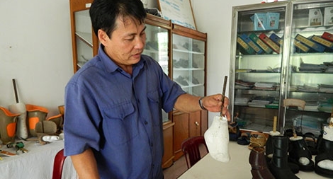 Tình người ở xưởng đóng giày “độc nhất vô nhị”