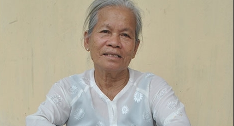 Người phụ nữ vắt sữa mình cứu sống thương binh