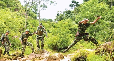 Trập trùng miền biên ải