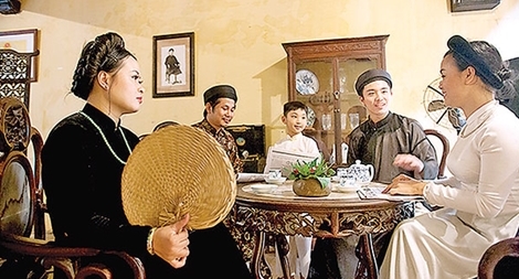 Áo xưa ngàn dặm