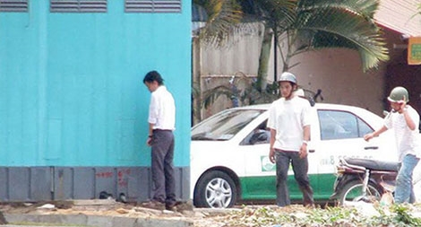 Thành phố và câu chuyện nhà vệ sinh công cộng