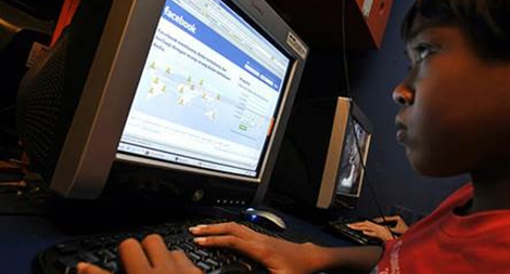 Tin vịt và video “chế” làm điên đảo chính trường Indonesia