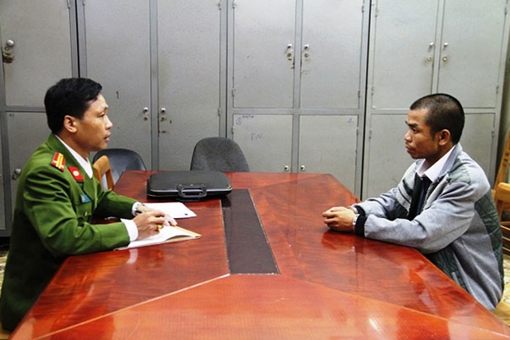 Sa lưới sau 10 năm trốn truy nã