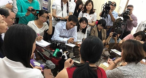 Toàn cảnh nghi án cháu bé bị xâm hại tại trường tiểu học