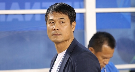 Ông Thắng vừa xem V..League vừa lo Đội tuyển?