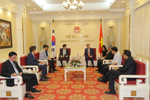 Tiếp tục vun đắp, thúc đẩy mối quan hệ Việt Nam - Hàn Quốc