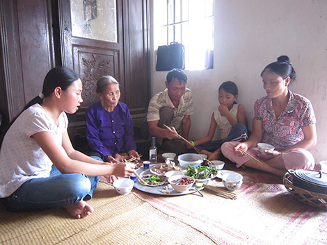 Khi yêu thương vẫy gọi