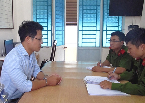 Giám đốc công ty dịch vụ việc làm lừa tiền tỷ của khách