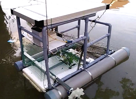 Học sinh lớp 8 chế tạo máy vớt rác tự động trên sông