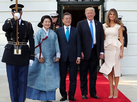 Bữa tối thân mật giữa Tổng thống Mỹ và người đồng cấp Hàn Quốc