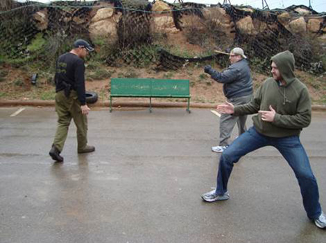 Kỹ năng cho người dân trong cuộc chiến chống khủng bố