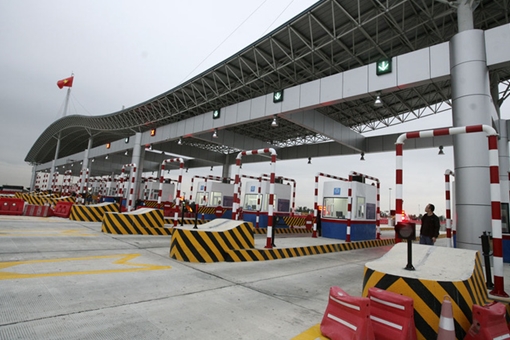Phó Thủ tướng chỉ đạo xử lý bất cập tại các trạm thu phí BOT