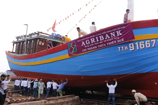 Agribank gỡ khó cho “tàu 67” vươn khơi