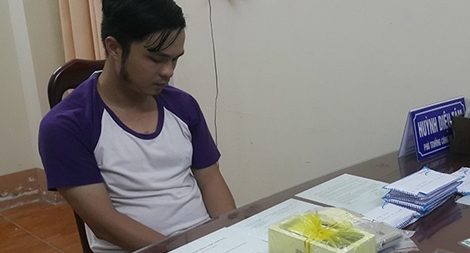 Nhân viên Thế giới di động trộm điện thoại bán lấy tiền cá độ bóng đá