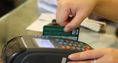 Thẻ tín dụng và những nguy cơ