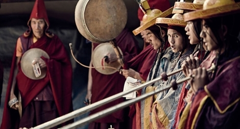 Kỳ lạ bộ tộc có các anh em trai lấy chung vợ ở Tây Tạng