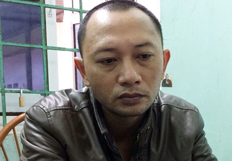 Mua bán heroin, phòng thân bằng 2 khẩu súng