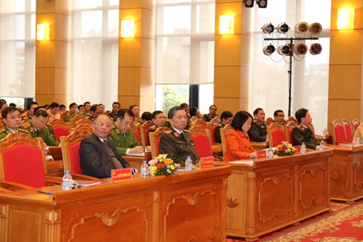 Đẩy mạnh học tập và làm theo tấm gương đạo đức Chủ tịch Hồ Chí Minh