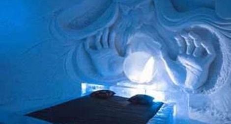 Khách sạn băng theo chủ đề phim “bom tấn”