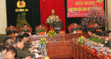 Đẩy mạnh tấn công trấn áp, truy nã tội phạm sau Tết Nguyên đán