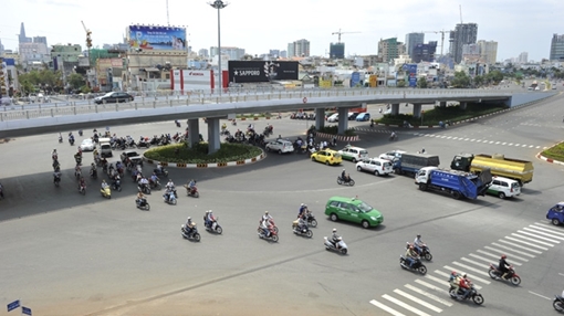 Phân luồng giao thông phục vụ xây cầu Suối Hai 1 và Hạ Dục