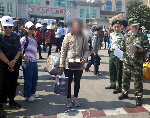 Tiếp nhận một phụ nữ bị lừa bán sang Trung Quốc