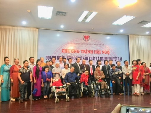 Khâm phục những ông chủ chiến thắng tàn phế