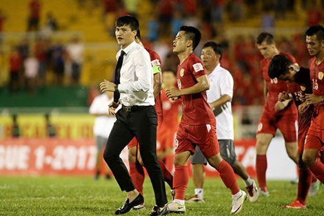 Lê Công Vinh tranh cử...