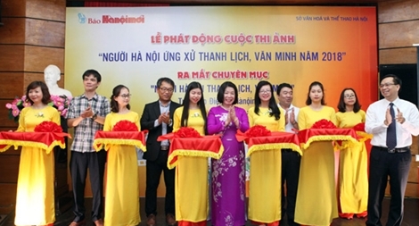 Phát động Cuộc thi ảnh “Người Hà Nội ứng xử thanh lịch, văn minh 2018”