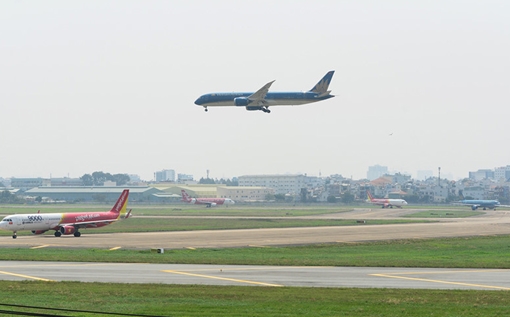 Kiến nghị 4.500 tỷ đồng sửa chữa gấp đường cất hạ cánh 2 sân bay lớn