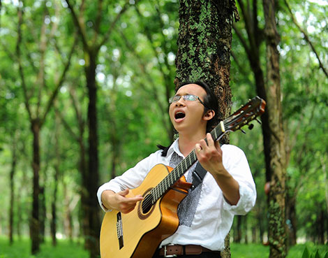 Nhạc sĩ khiếm thị: Tìm yêu trong câu hát...