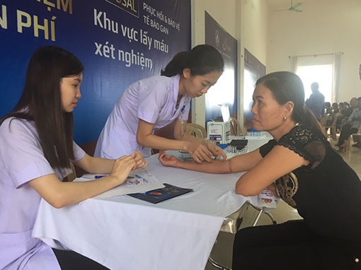 Khám và xét nghiệm miễn phí bệnh gan cho người dân Hà Tĩnh