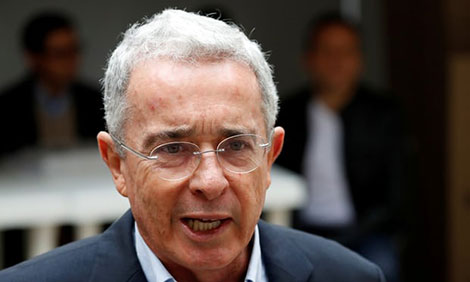 Cựu Tổng thống Colombia Alvaro Uribe bị điều tra