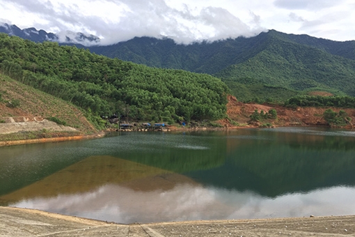 Cần sớm trả lại đường lâm sinh cho người dân