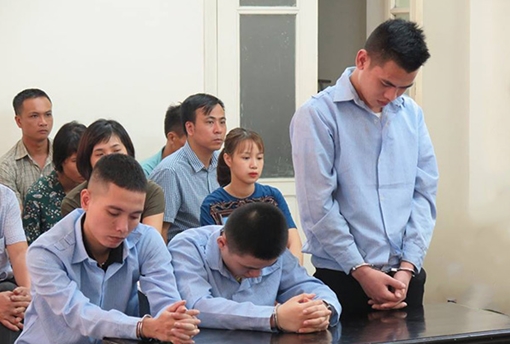 Án mạng từ việc níu kéo bạn nhảy trên mạng bất thành