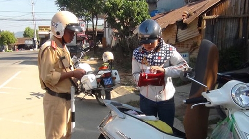 CSGT cấp huyện có được xử phạt vi phạm giao thông trên quốc lộ?