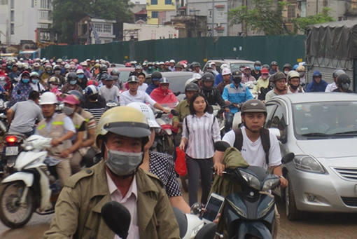 Bài 3: Rời nhà là… lo tắc đường