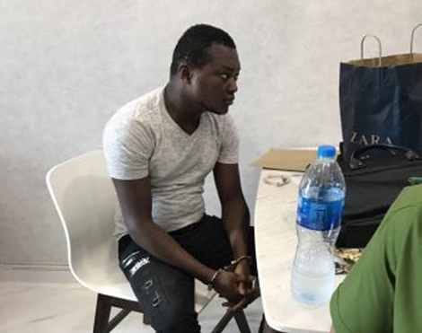 Mất tiền tỉ vì email giả