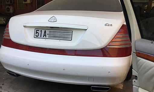 "Xót xa" cảnh siêu xe hàng chục tỷ đồng bị đại gia “bỏ xó”