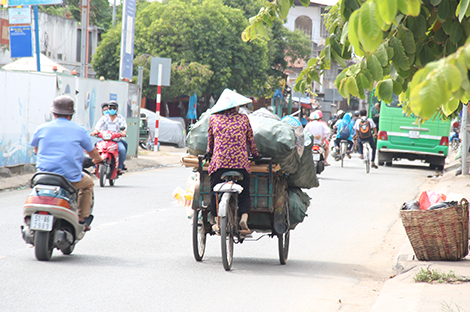 Kinh hoàng xe lôi, xe ba gác