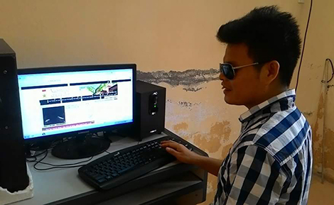 Người thầy khiếm thị và giấc mơ về những con chữ