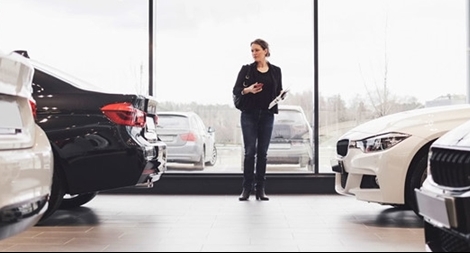 Những điều cần biết trước khi chi tiền tỉ sắm xe sang