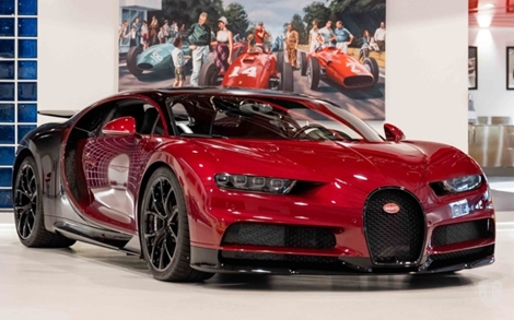 Siêu xe Bugatti Chiron được rao bán 76 tỷ động đẹp cỡ nào?
