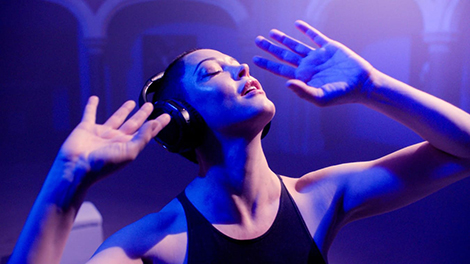 Rose McGowan – Ánh hào quang giữa vùng tối của Hollywood