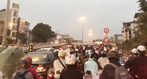 Phí bảo vệ môi trường đối với khí thải: Băn khoăn liệu có phí chồng phí?