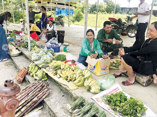 Độc đáo chợ Tết năm ngàn ở vùng cao Tây Giang