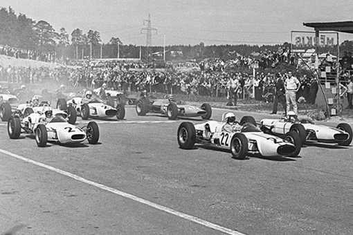 Khám phá những giải đua xe ô tô thời Liên bang Xô Viết